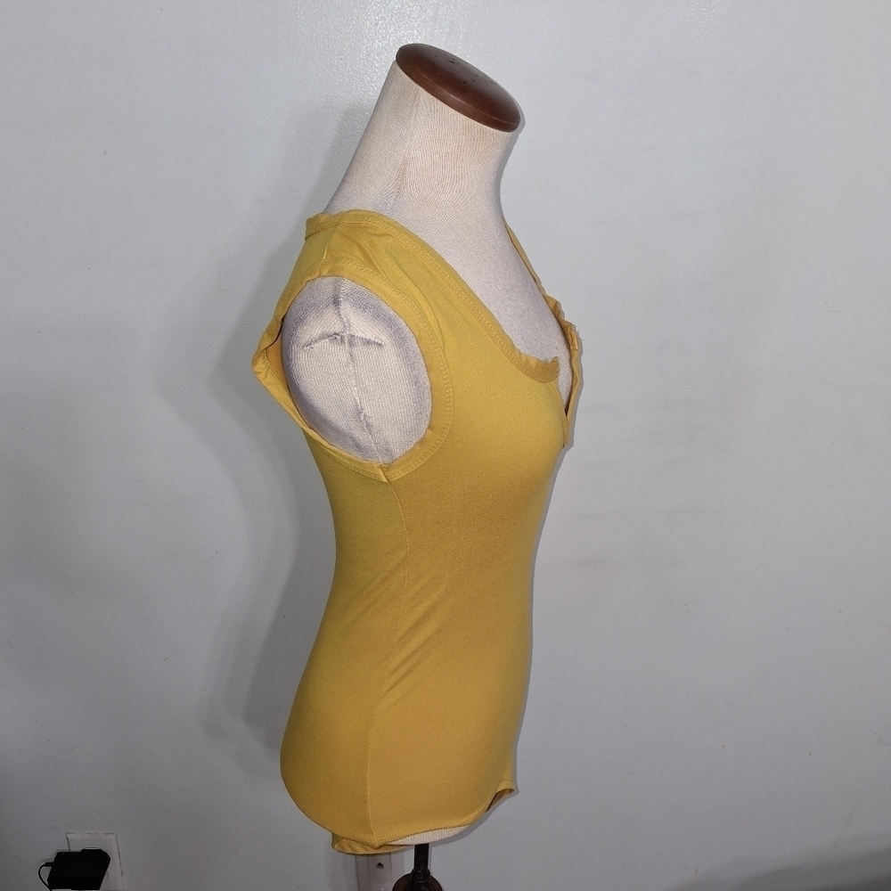Capella- Sleeveless Bodysuit- W Sz Medium - Picture 2 of 5